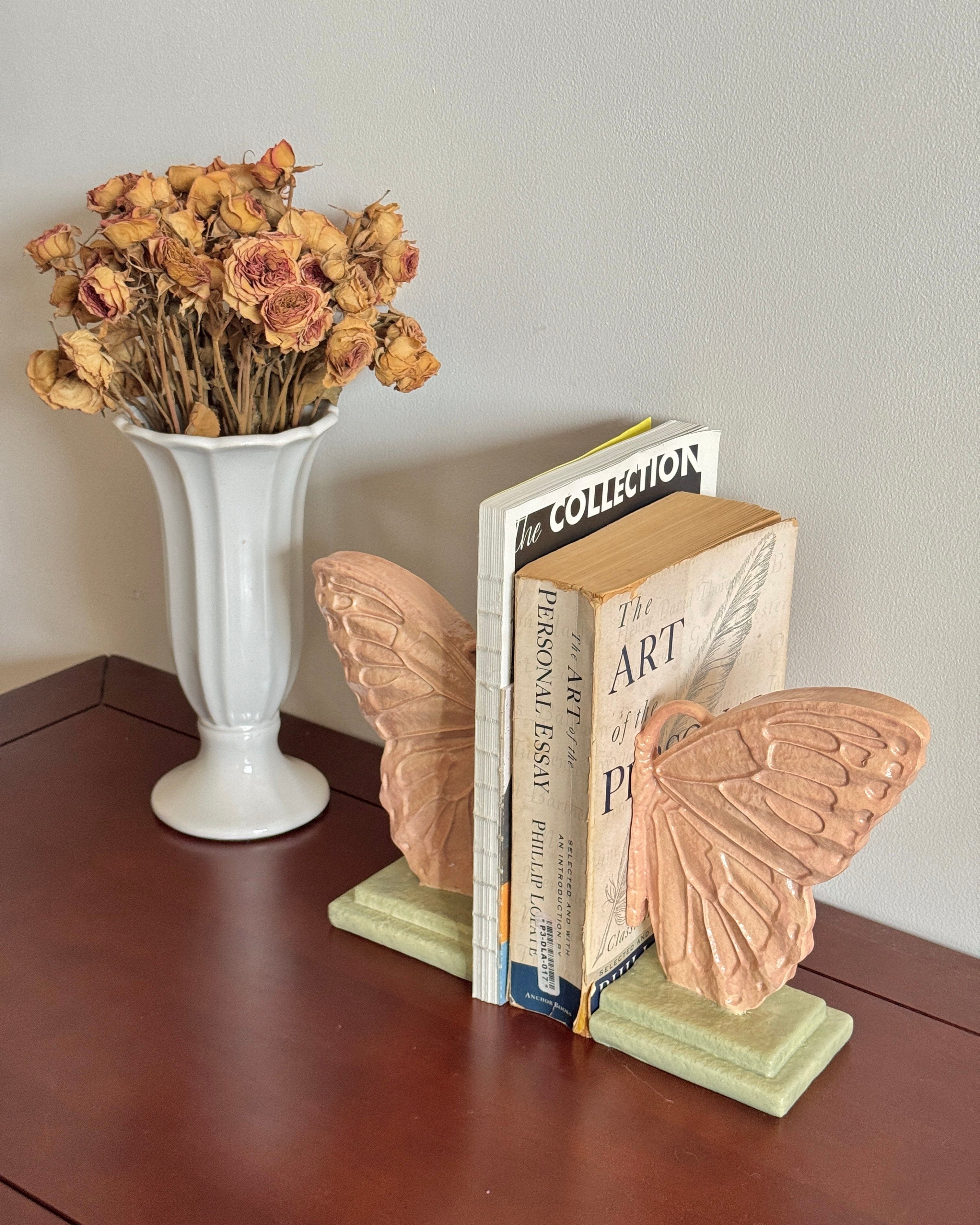 Butterfly Wings Bookend — Elegant Resin Shelf Decor