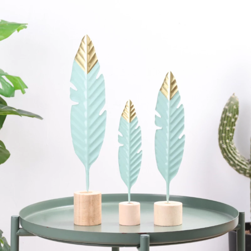 Nordic Creative Iron Feather Figure Ornaments Room Decor