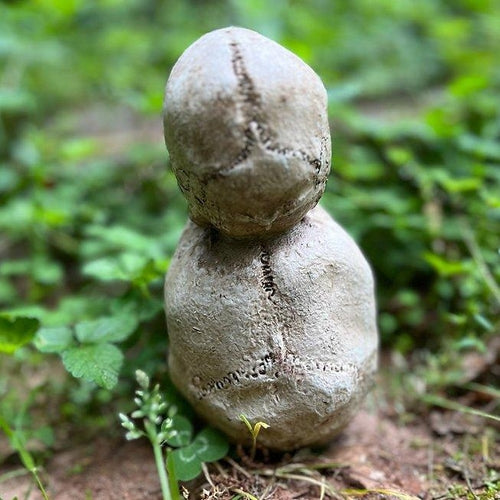 Double Skull Cement Statue (7" x 4.5")