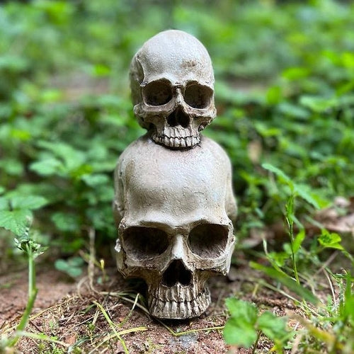 Double Skull Cement Statue (7" x 4.5")