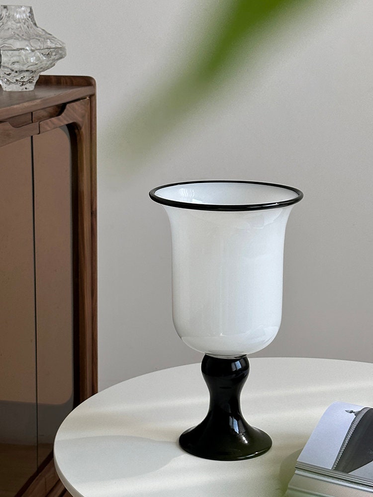 Elegance Glass Flower Vase — Modern Minimalist Home Decor