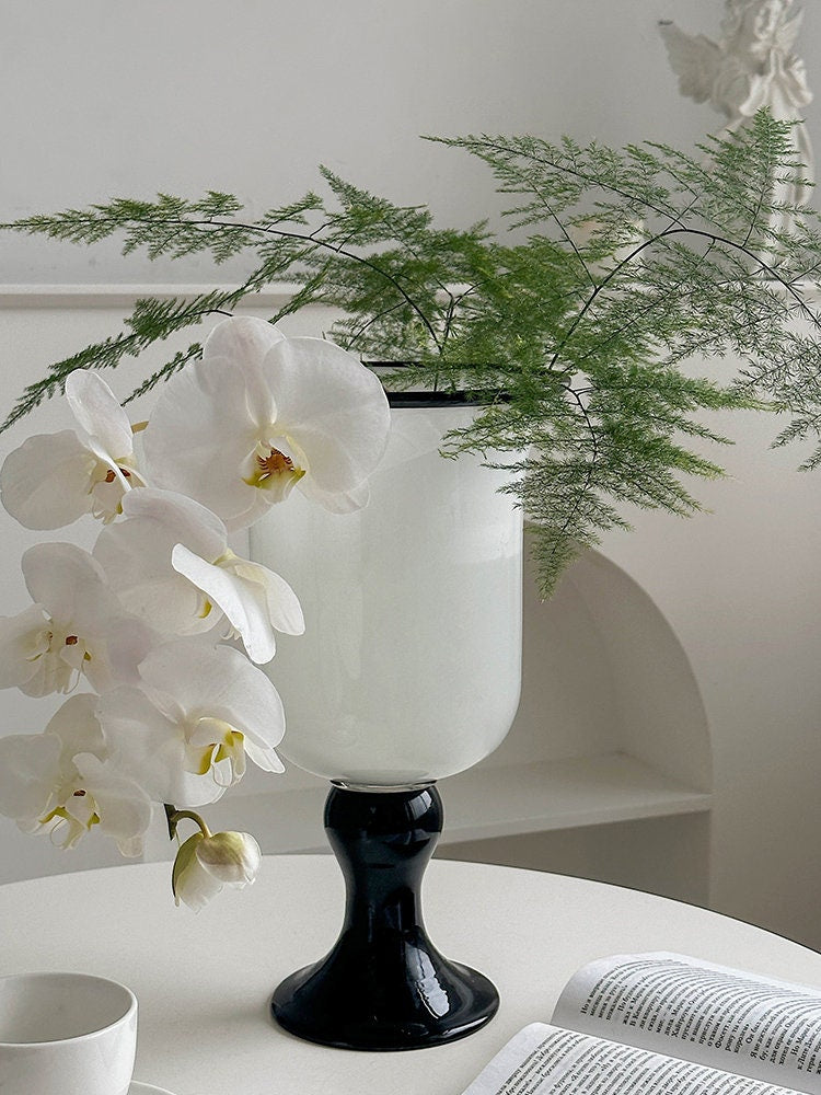 Elegance Glass Flower Vase — Modern Minimalist Home Decor